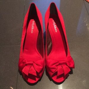 Red Bow Heels